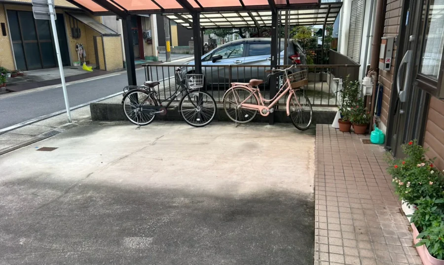 こたつと物置ラックを回収したあとのスペース（名古屋市西区）