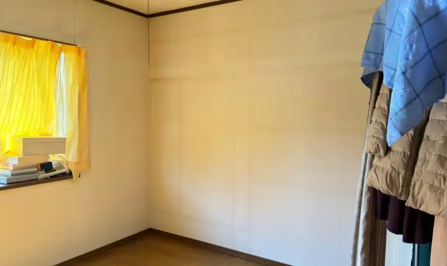 大型家具を搬出したあとの室内（津島市）